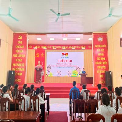 HỘI ĐỒNG ĐỘI XÃ LẠC PHƯỢNG TRIỂN KHAI ỨNG DỤNG HƯỚNG NGHIỆP CHO HỌC SINH THCS