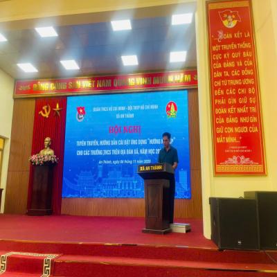 An Thành: Tổ chức tuyên truyền, hướng dẫn cài đặt ứng dụng Hướng nghiệp cho các trường THCS trên địa bàn xã.