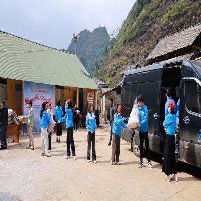 TUỔI TRẺ TRƯỜNG ĐẠI HỌC HẢI DƯƠNG CHUNG TAY HƯỚNG VỀ BIÊN GIỚI