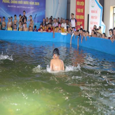 BCĐ HÈ 2026 PHƯỜNG NAM ĐỒ SƠN TỔ CHỨC CHƯƠNG TRÌNH PHÁT ĐỘNG TOÀN DÂN TẬP LUYỆN MÔN BƠI, PHÒNG CHỐNG ĐUỐI NƯỚC VÀ KHAI MẠC HÈ NĂM 2026