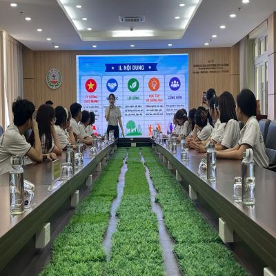 ĐẨY MẠNH GIÁO DỤC LÝ TƯỞNG CÁCH MẠNG CHO SINH VIÊN – XÂY DỰNG THẾ HỆ SINH VIÊN DƯỢC BẢN LĨNH, TIÊN PHONG, TRÁCH NHIỆM